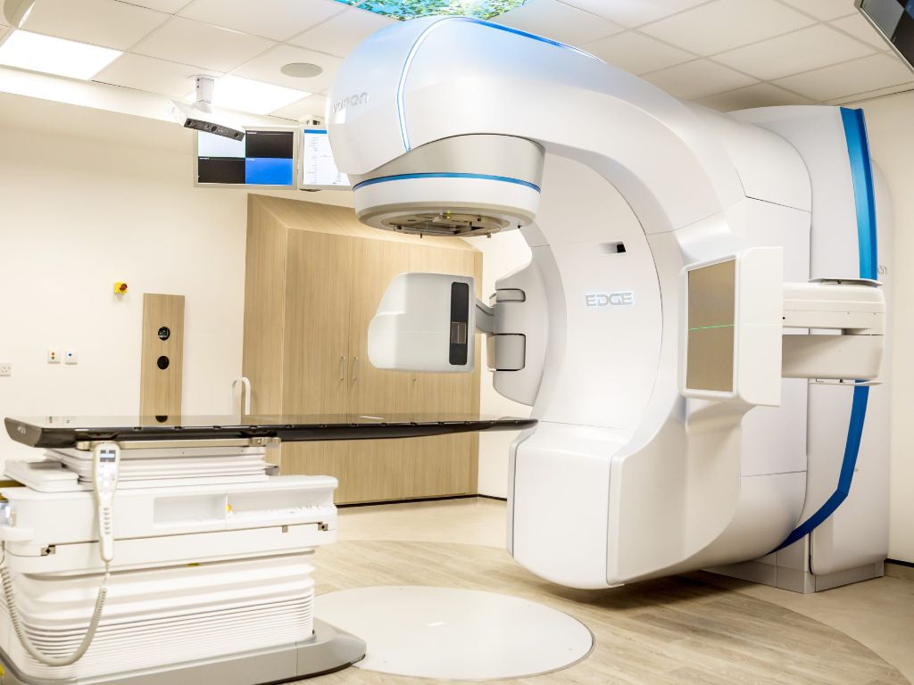 Varian Edge radiotherapy machine; ?>